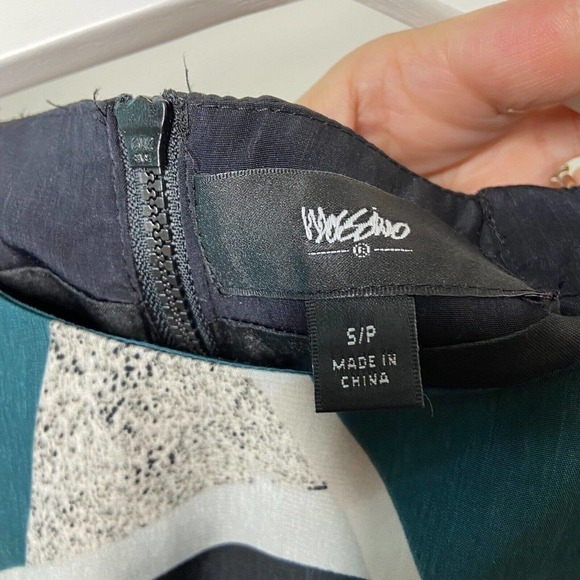 Mossimo Mod Themed Graphic Lined Dress - Picture 9 of 9